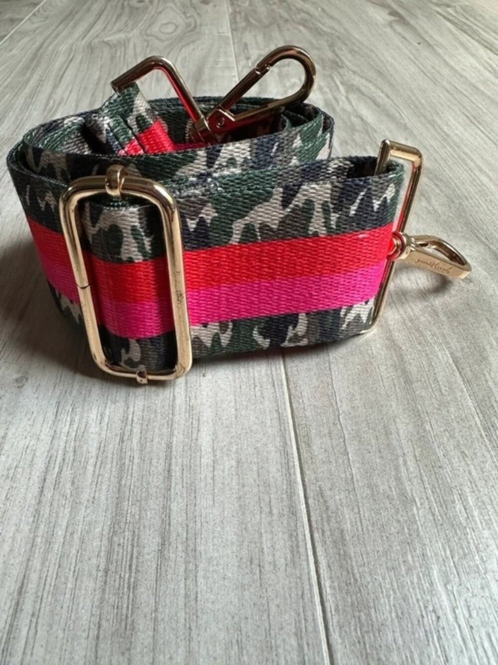 Social Threads Handbag Crossbody Adjustable Canvas Strap Camo